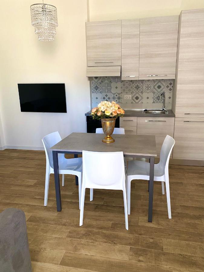 Bilocale Nucarella Apartment ชิลลา ภายนอก รูปภาพ